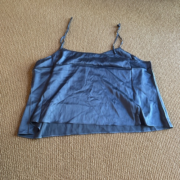 Skims Arctic Stretch Silk Crop Sleep Tank, Size XL NWT - Picture 1 of 3